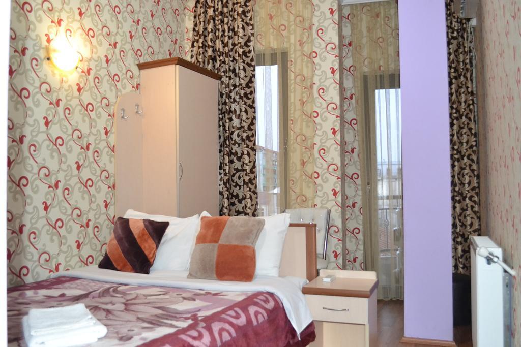 באטומי Hotel Elite House מראה חיצוני תמונה