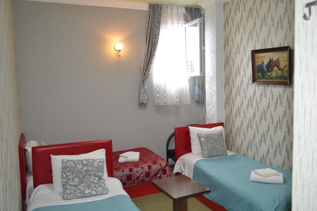 באטומי Hotel Elite House מראה חיצוני תמונה